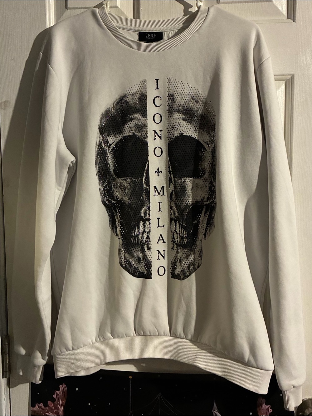 Icono Milano White Skull Graphic Sweater